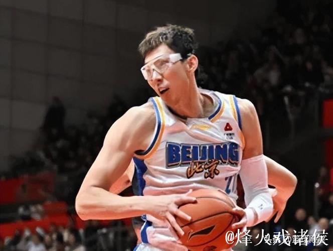 北京111-84新疆:6人表现出色,4人达标,马帝昂状态不佳 北京111-84新疆:6人表现出色,4人达标,马帝昂状态不佳